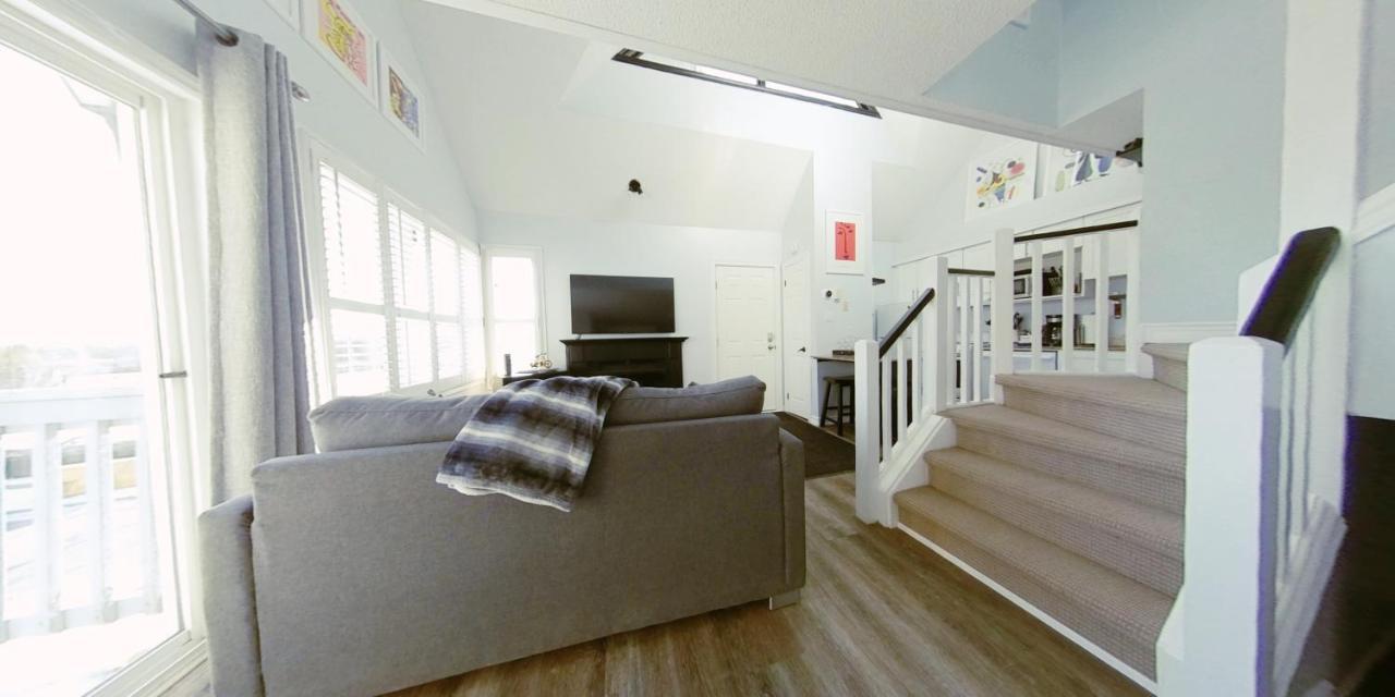 Villa Artistic Hillside Loft The The Blue Mountains Exterior foto